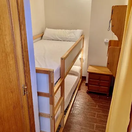 아파트 Beachfront With A Terrace *